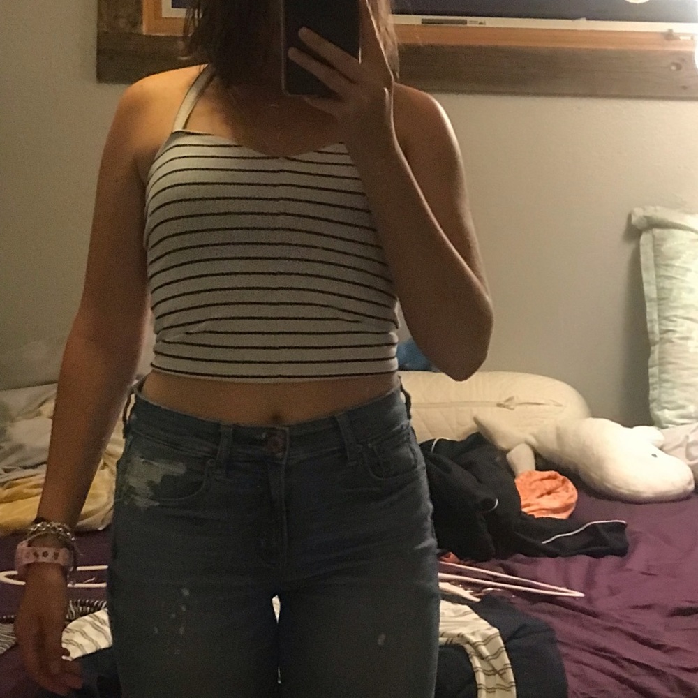 Cropped halter stripped top